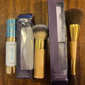 Tarte brush and primer bundle